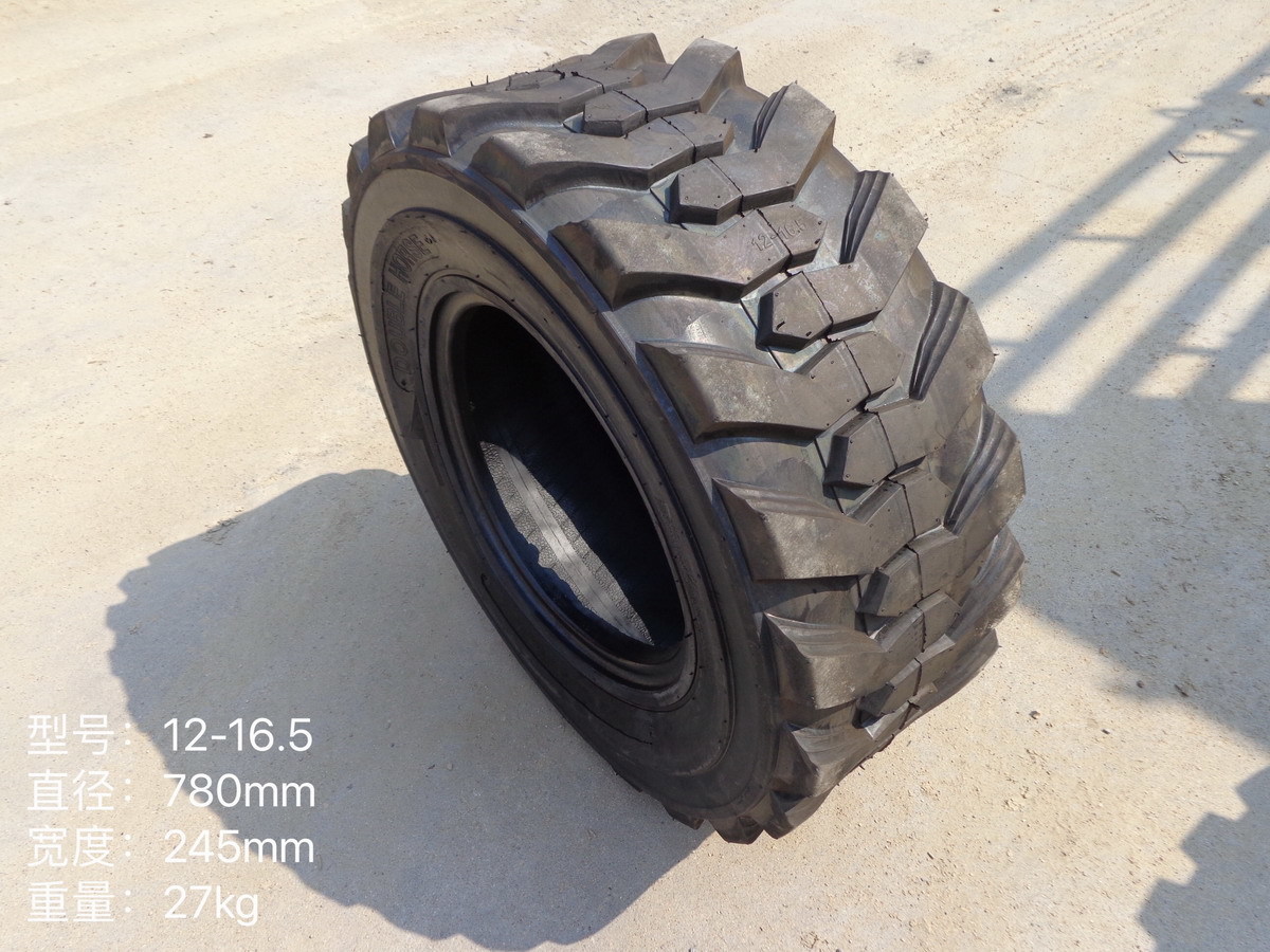 QINGDAO PROMISING China Wheel Loader Tire 12-16.5-12PR - الإطارات - اللودر بعجل: صور 1 QINGDAO PROMISING China Wheel Loader Tire 12-16.5-12PR - الإطارات - اللودر بعجل: صور 1