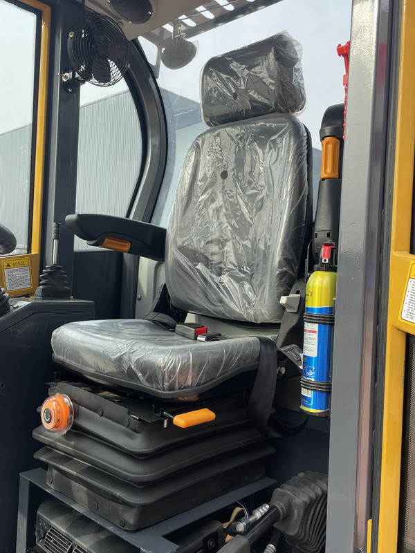 Qingdao Promising CE Telescopic Loader ZL15 - جرافة ذات عجلات تلسكوبية: صور 4 Qingdao Promising CE Telescopic Loader ZL15 - جرافة ذات عجلات تلسكوبية: صور 4