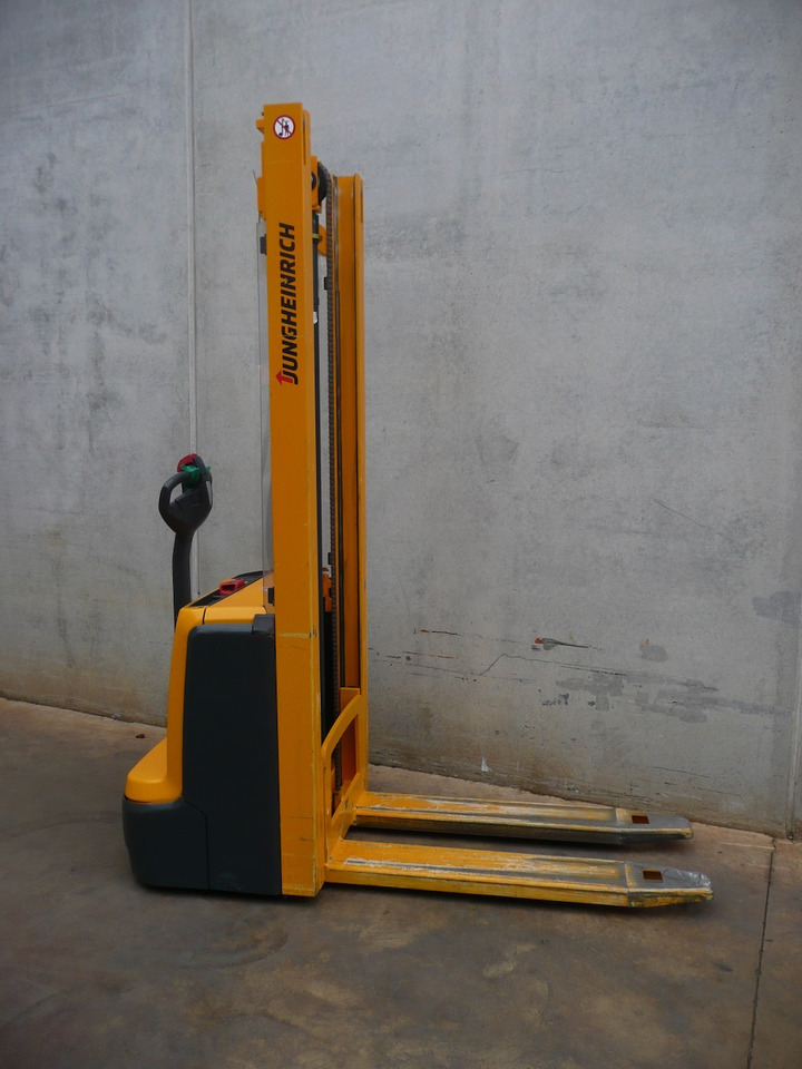 Jungheinrich EJC 110 360 ZT - معدات تكديس: صور 4 Jungheinrich EJC 110 360 ZT - معدات تكديس: صور 4