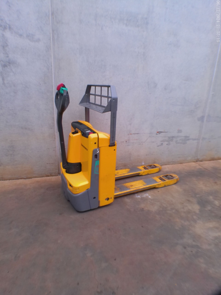 Jungheinrich EJE 116 LI-ION - معدات الرفع منخفض المستوى: صور 3 Jungheinrich EJE 116 LI-ION - معدات الرفع منخفض المستوى: صور 3
