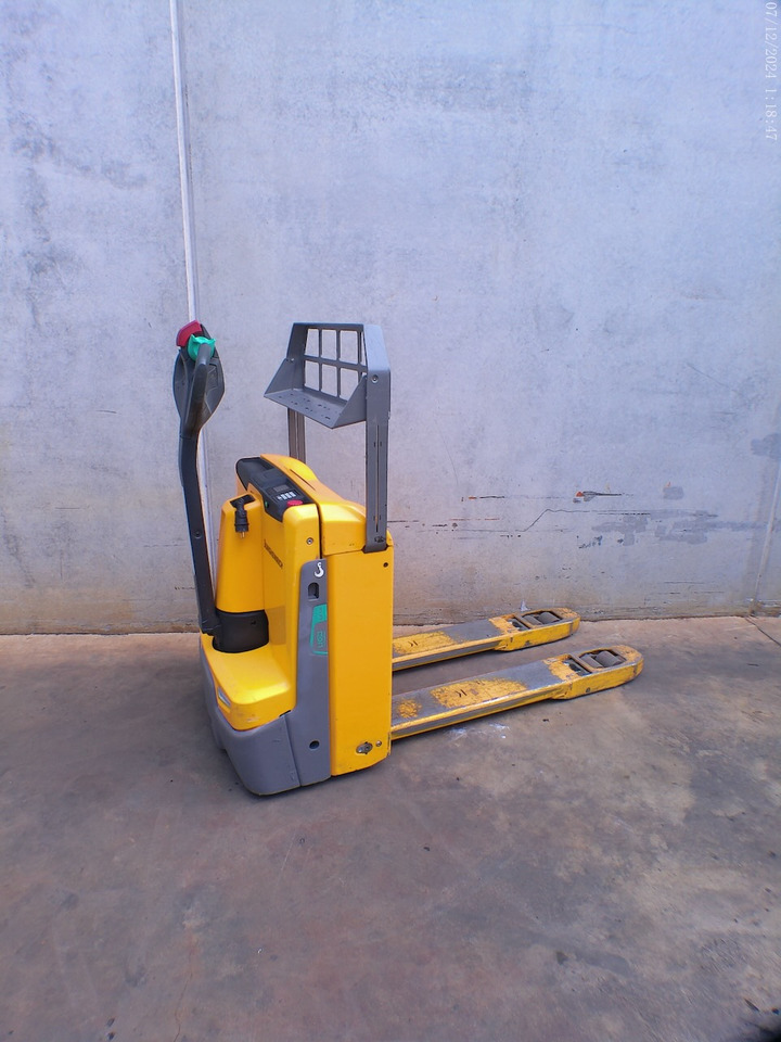 Jungheinrich EJE 116 LI-ION - معدات الرفع منخفض المستوى: صور 3 Jungheinrich EJE 116 LI-ION - معدات الرفع منخفض المستوى: صور 3