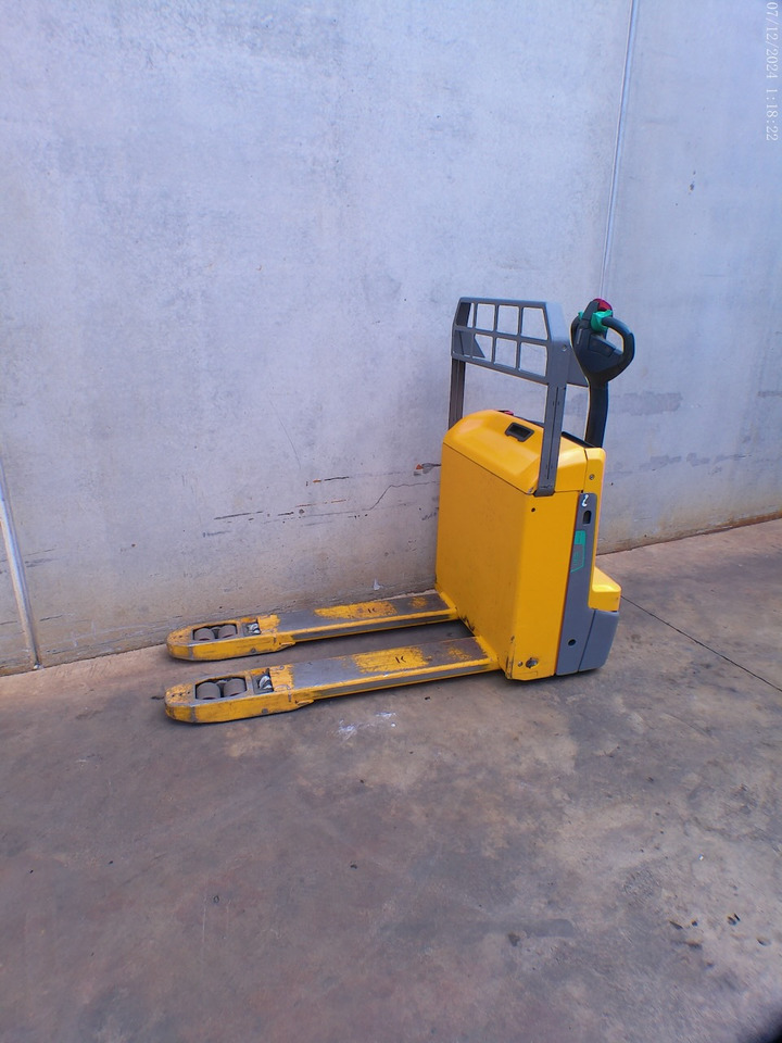 Jungheinrich EJE 116 LI-ION - معدات الرفع منخفض المستوى: صور 2 Jungheinrich EJE 116 LI-ION - معدات الرفع منخفض المستوى: صور 2