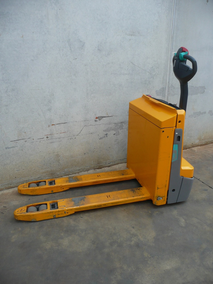 Jungheinrich EJE 116i LI-ION - معدات الرفع منخفض المستوى: صور 2 Jungheinrich EJE 116i LI-ION - معدات الرفع منخفض المستوى: صور 2