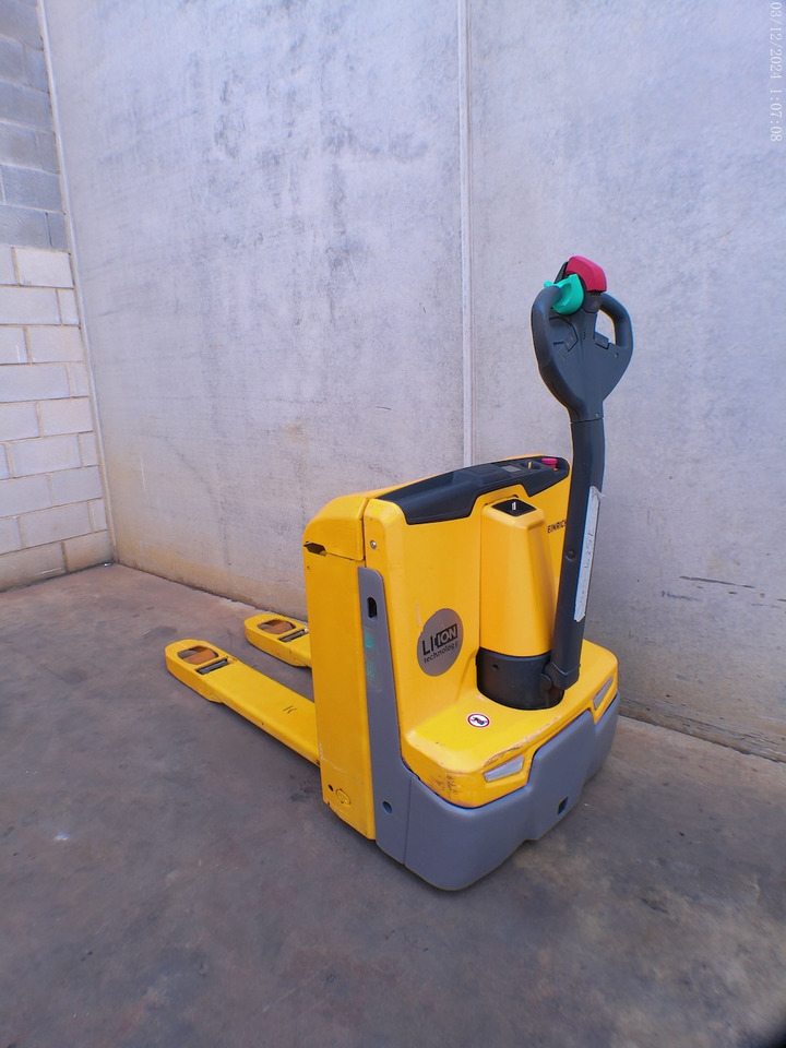 Jungheinrich EJE 118 LI-ION - معدات الرفع منخفض المستوى: صور 1 Jungheinrich EJE 118 LI-ION - معدات الرفع منخفض المستوى: صور 1