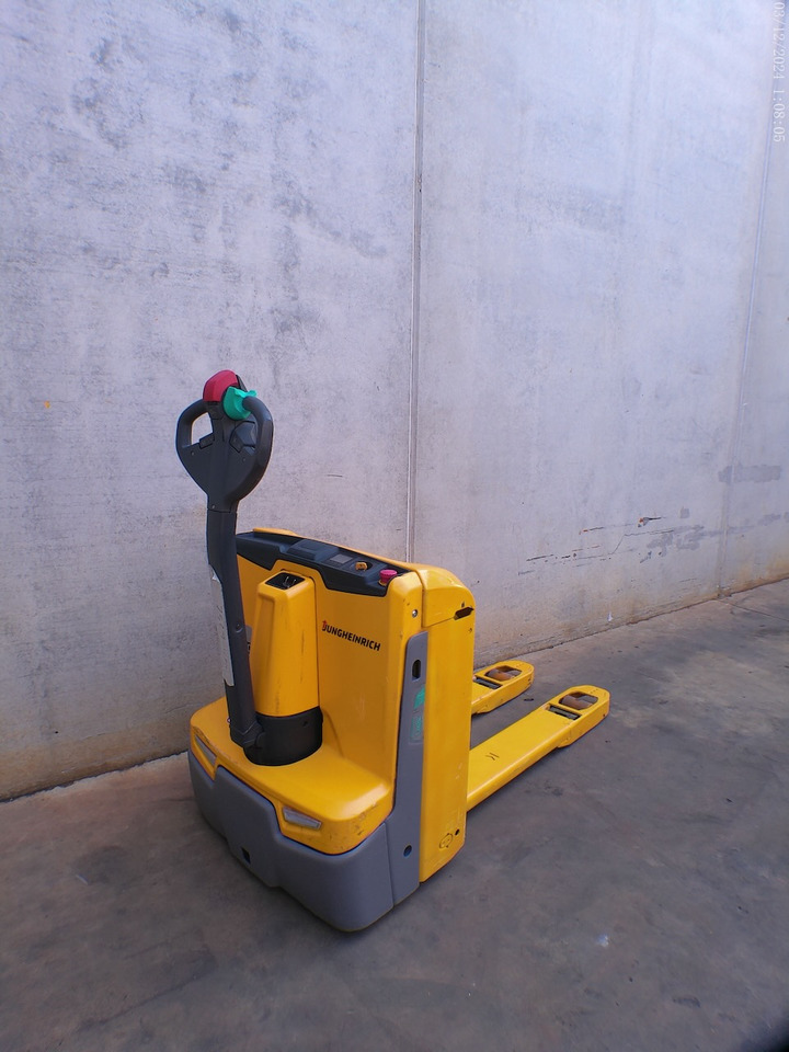 Jungheinrich EJE 118 LI-ION - معدات الرفع منخفض المستوى: صور 3 Jungheinrich EJE 118 LI-ION - معدات الرفع منخفض المستوى: صور 3