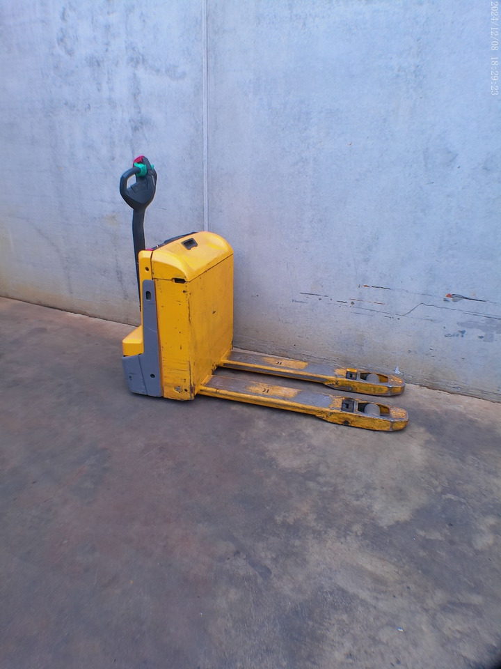 Jungheinrich EJE 118 LI-ION - معدات الرفع منخفض المستوى: صور 2 Jungheinrich EJE 118 LI-ION - معدات الرفع منخفض المستوى: صور 2