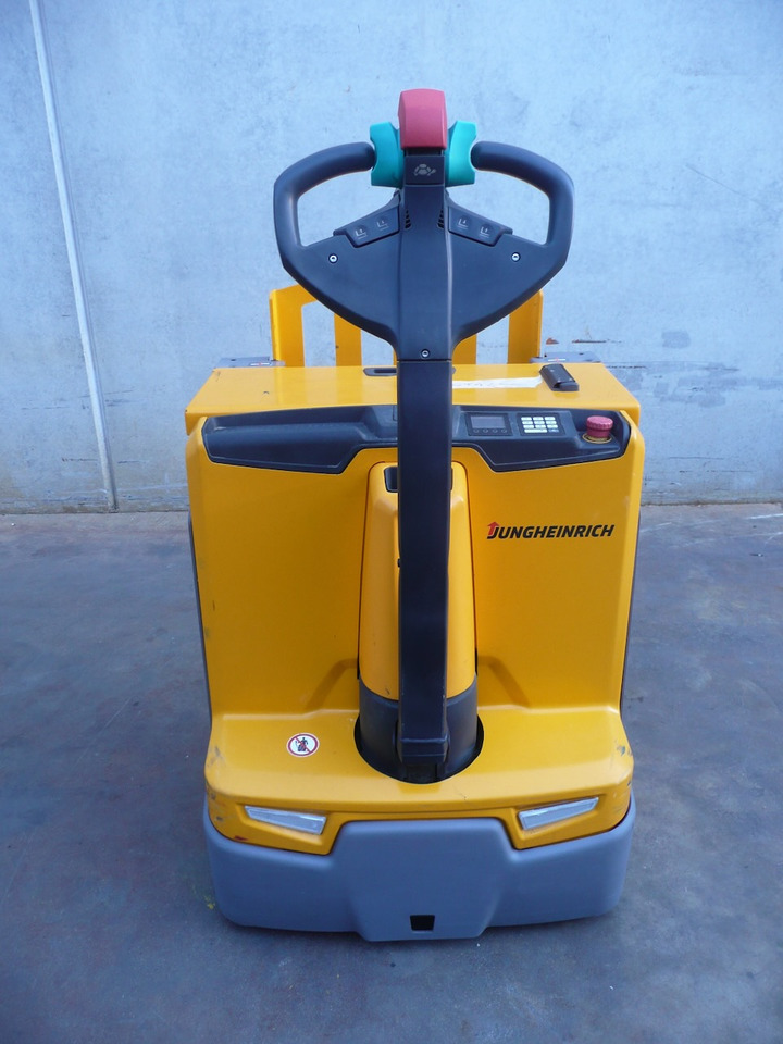 Jungheinrich EJE C20 - معدات الرفع منخفض المستوى: صور 5 Jungheinrich EJE C20 - معدات الرفع منخفض المستوى: صور 5