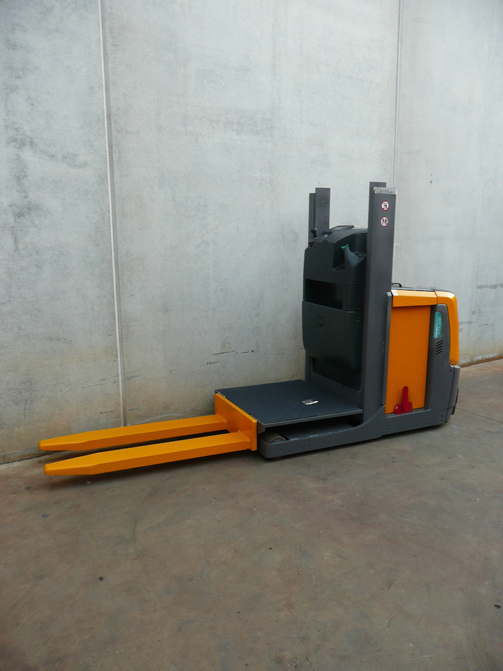 Jungheinrich EKS 110L 100E - رافعات ترتيب البضائع: صور 2 Jungheinrich EKS 110L 100E - رافعات ترتيب البضائع: صور 2