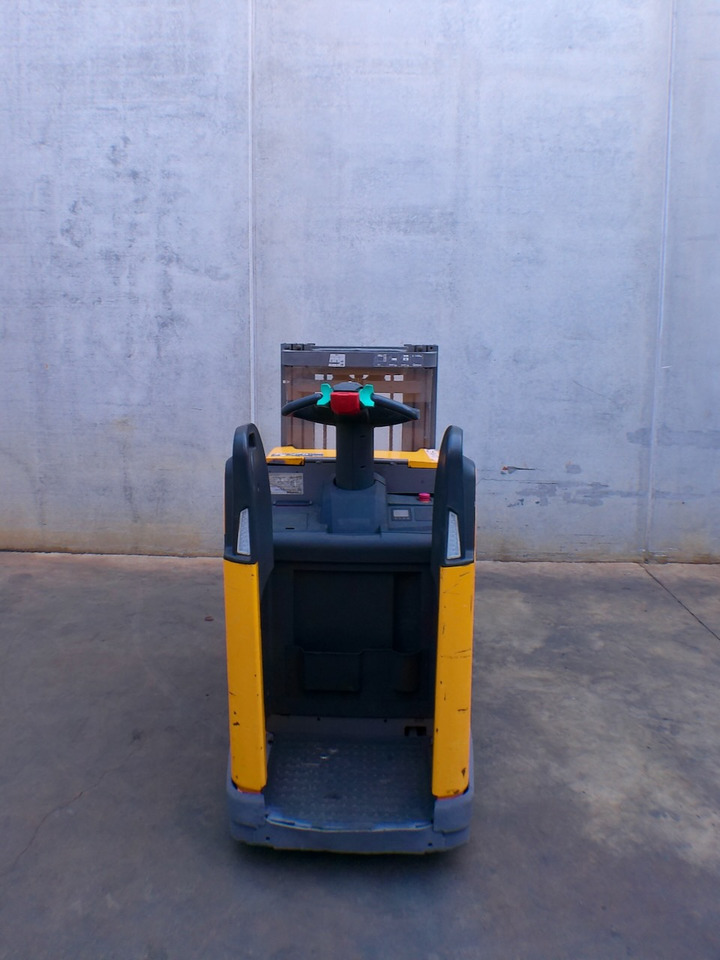 Jungheinrich ERD 220 290 DT - معدات تكديس: صور 5 Jungheinrich ERD 220 290 DT - معدات تكديس: صور 5