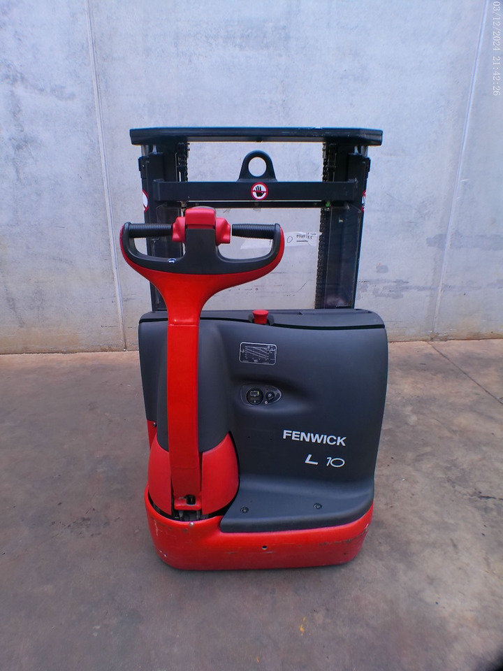 Linde L 10 - معدات تكديس: صور 5 Linde L 10 - معدات تكديس: صور 5