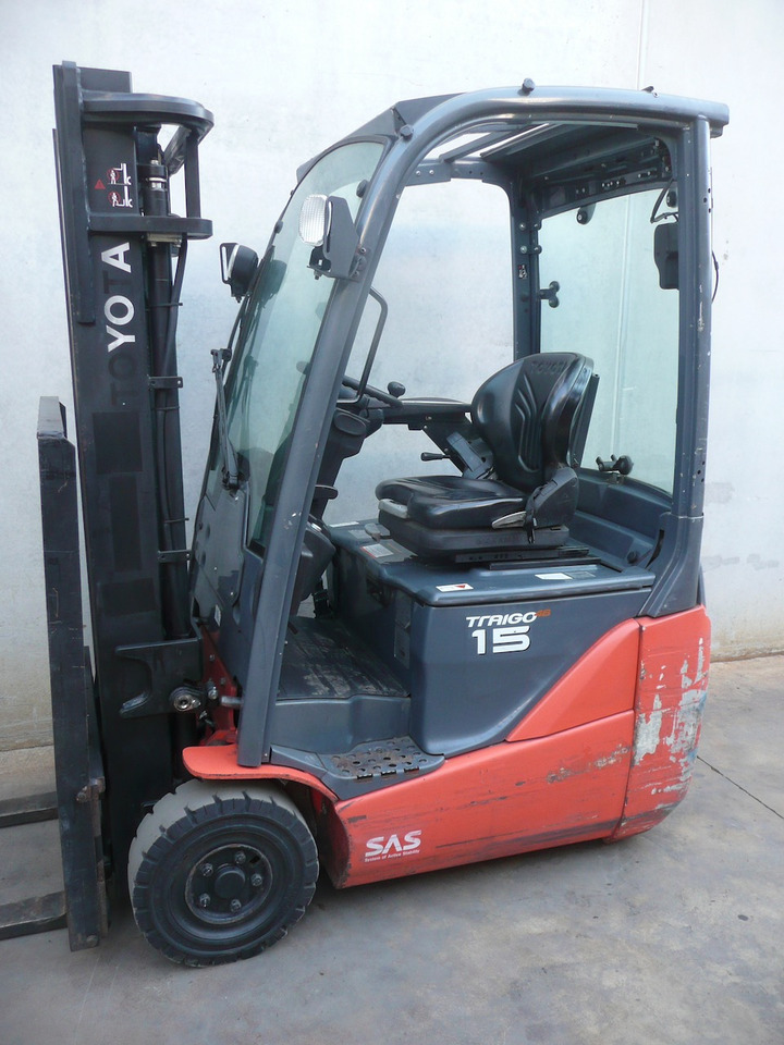 Toyota 8FBE15T - رافعة شوكية كهربائية: صور 3 Toyota 8FBE15T - رافعة شوكية كهربائية: صور 3