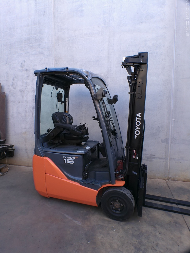 Toyota 8FBE15T - رافعة شوكية كهربائية: صور 1 Toyota 8FBE15T - رافعة شوكية كهربائية: صور 1