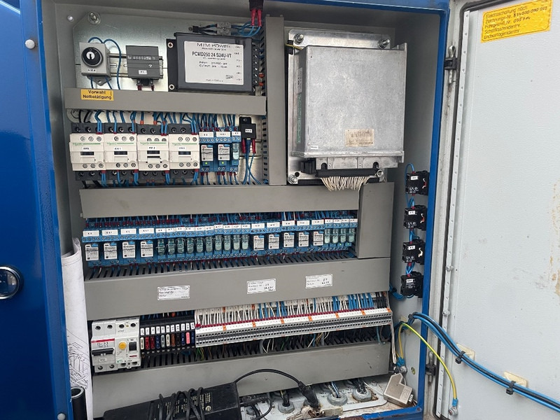 Böcker AHK 30/1600 Sold - رافعة لجميع التضاريس: صور 4 Böcker AHK 30/1600 Sold - رافعة لجميع التضاريس: صور 4