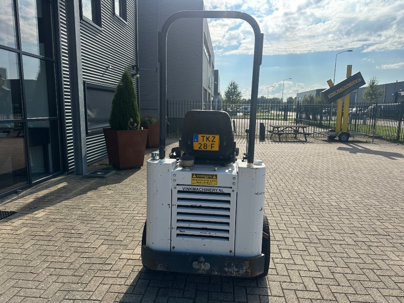 Knikmops 100 - اللودر بعجل: صور 5 Knikmops 100 - اللودر بعجل: صور 5