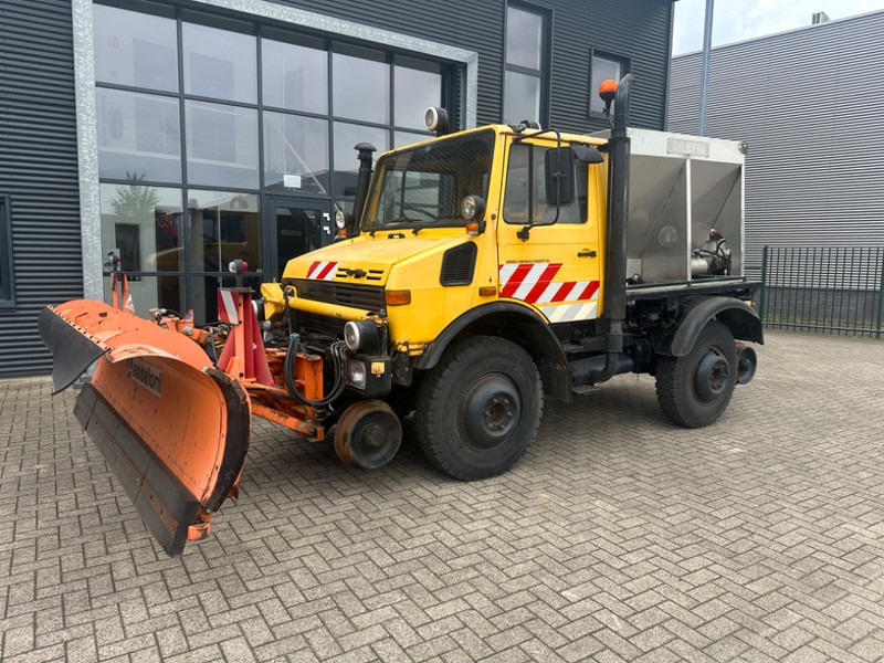 Unimog U1400 Rail - سيارة: صور 4 Unimog U1400 Rail - سيارة: صور 4
