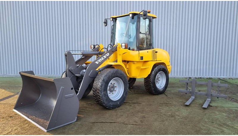 ''SÅLD''' Volvo L30 B, Hjullastare - اللودر بعجل: صور 1 ''SÅLD''' Volvo L30 B, Hjullastare - اللودر بعجل: صور 1