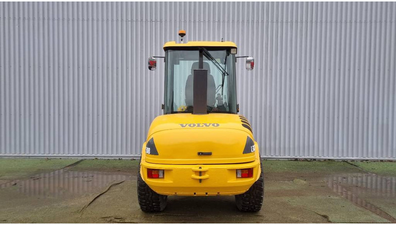 ''SÅLD''' Volvo L30 B, Hjullastare - اللودر بعجل: صور 4 ''SÅLD''' Volvo L30 B, Hjullastare - اللودر بعجل: صور 4