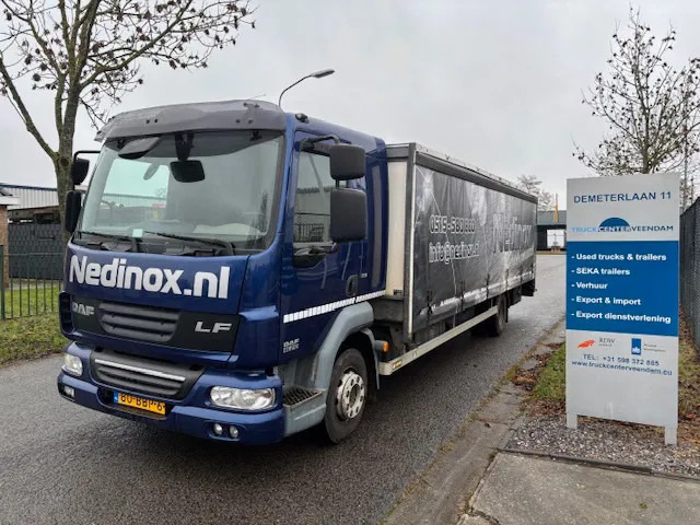 DAF LF 45 210 curtainslider open top roof steel transport MOT 04-2026 - شاحنة ستارة: صور 1 DAF LF 45 210 curtainslider open top roof steel transport MOT 04-2026 - شاحنة ستارة: صور 1
