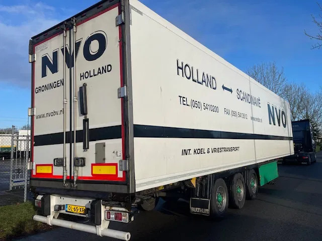 Krone Frigo Double stock carrier vector dubbele verdamper H=270 W=250 cm - متساوي نصف مقطورة: صور 4 Krone Frigo Double stock carrier vector dubbele verdamper H=270 W=250 cm - متساوي نصف مقطورة: صور 4