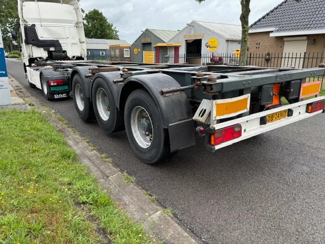 تأجير Pacton Containerchassis 20/30ft 2 lift axles ADR TuV 09-2025 Pacton Containerchassis 20/30ft 2 lift axles ADR TuV 09-2025: صور 6