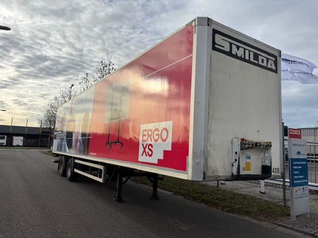 Tracon TRAILERS 2-axle closed box Tridec steering taillift 2 ton - بصندوق مغلق نصف مقطورة: صور 3 Tracon TRAILERS 2-axle closed box Tridec steering taillift 2 ton - بصندوق مغلق نصف مقطورة: صور 3