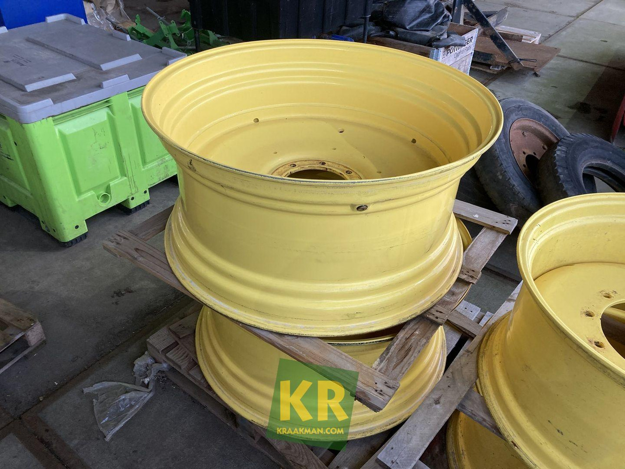 18 X 38 velg John Deere - عجلات - الآلات والماكينات الزراعية: صور 1 18 X 38 velg John Deere - عجلات - الآلات والماكينات الزراعية: صور 1