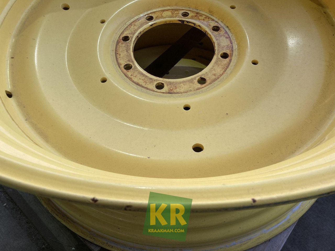 18 X 38 velg John Deere - عجلات - الآلات والماكينات الزراعية: صور 2 18 X 38 velg John Deere - عجلات - الآلات والماكينات الزراعية: صور 2