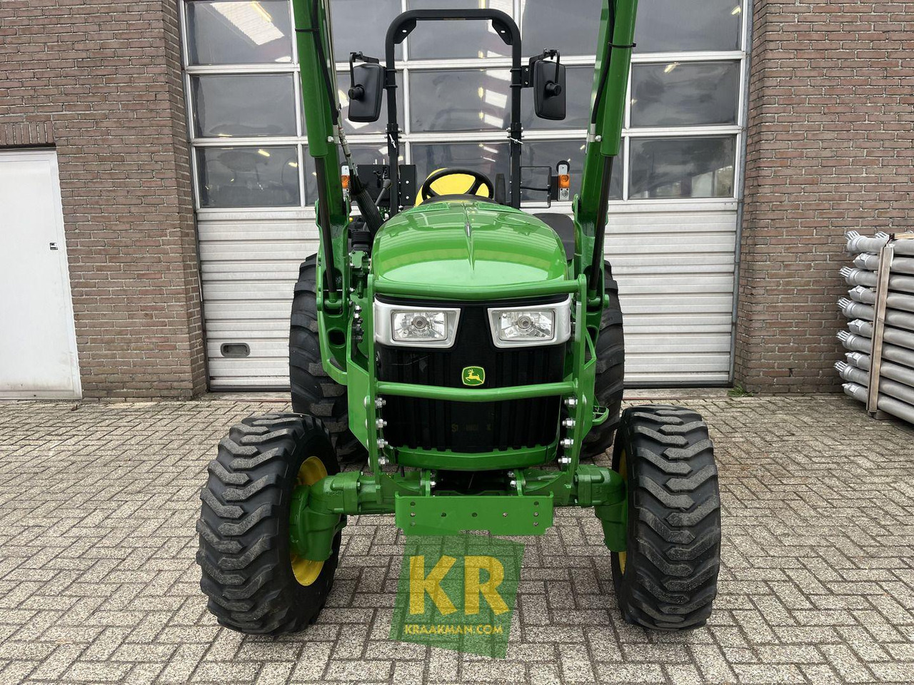 4049M John Deere - جرار صغير: صور 3 4049M John Deere - جرار صغير: صور 3