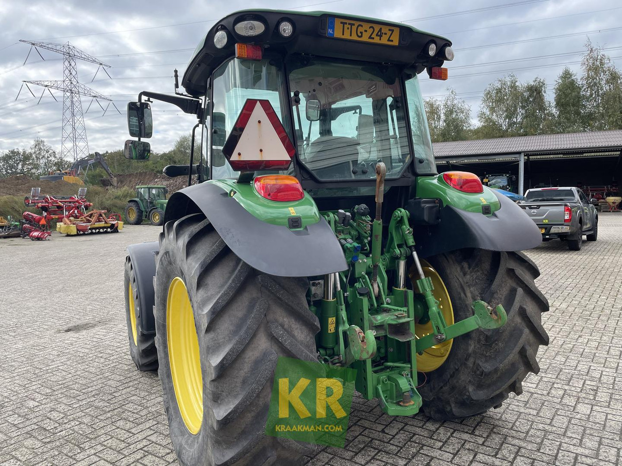 5090R John Deere - جرار: صور 4 5090R John Deere - جرار: صور 4