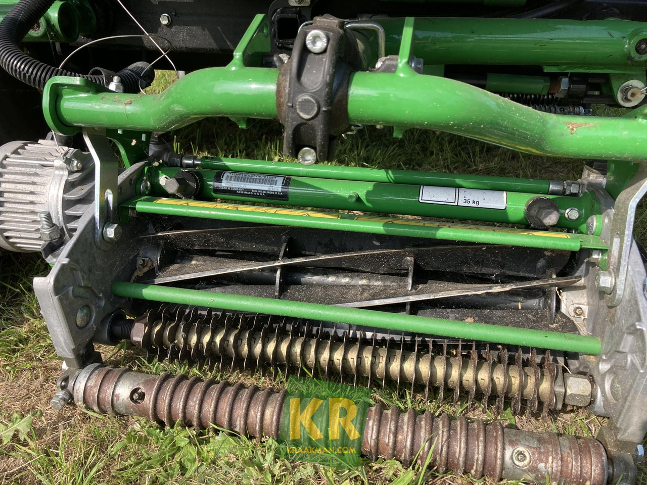 8000A E-CUT John Deere - جزازة المروج: صور 4 8000A E-CUT John Deere - جزازة المروج: صور 4