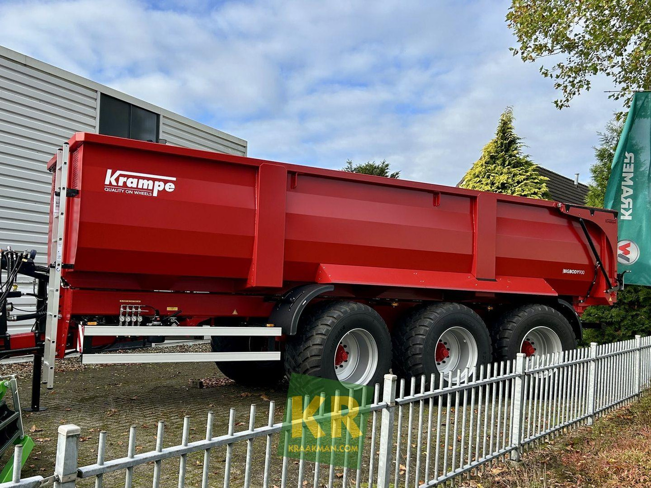 BIG BODY 900 Krampe - قلابة مقطورة الزراعية: صور 1 BIG BODY 900 Krampe - قلابة مقطورة الزراعية: صور 1
