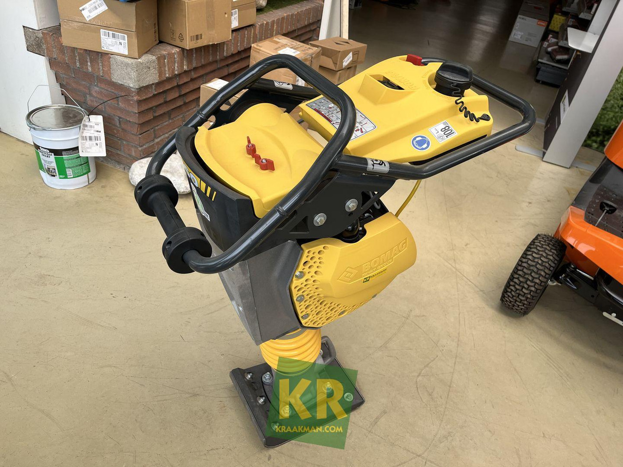 BT60 Bomag - ماكينات الدك: صور 3 BT60 Bomag - ماكينات الدك: صور 3