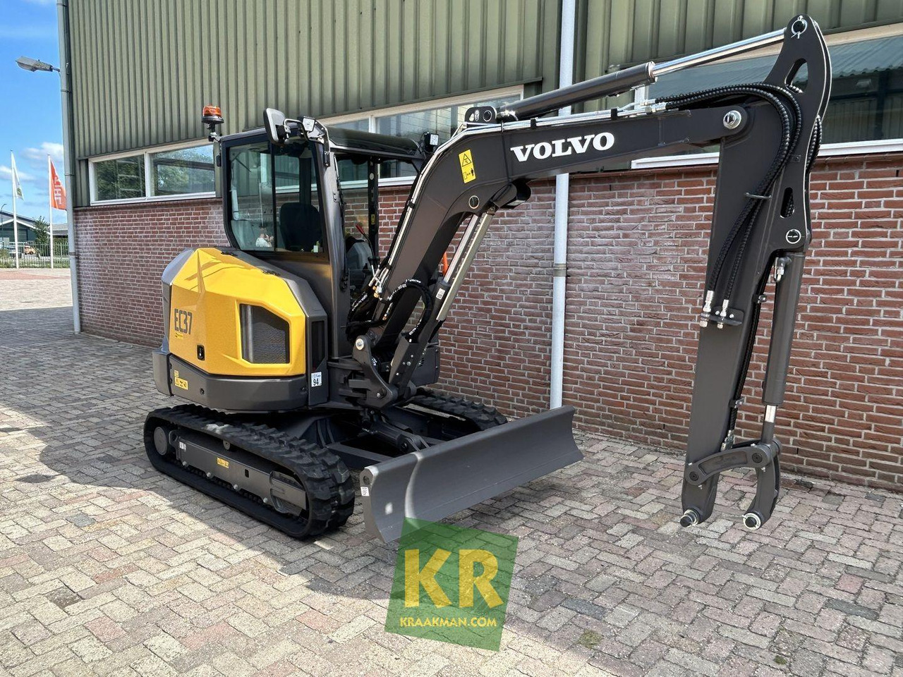 حفارات زحافة جديد EC 37F Volvo: صور 11 حفارات زحافة جديد EC 37F Volvo: صور 11