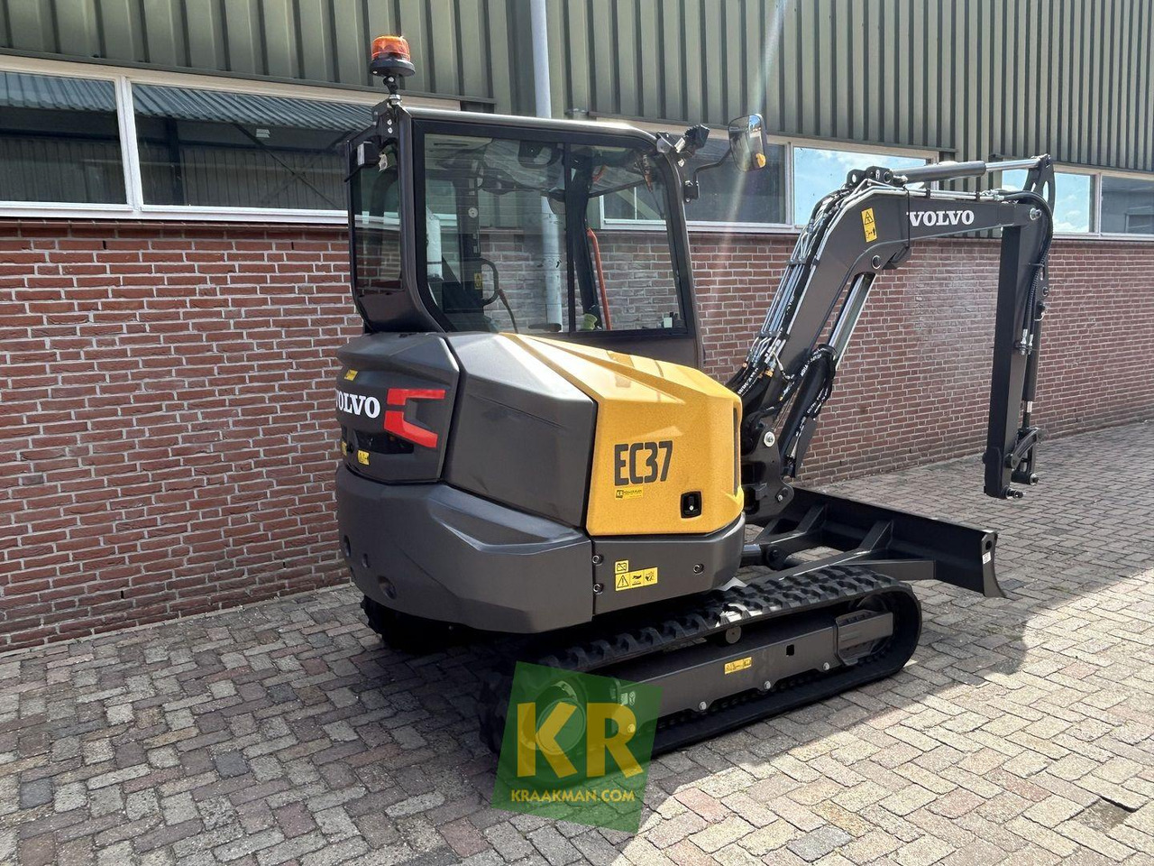 حفارات زحافة جديد EC 37F Volvo: صور 8 حفارات زحافة جديد EC 37F Volvo: صور 8