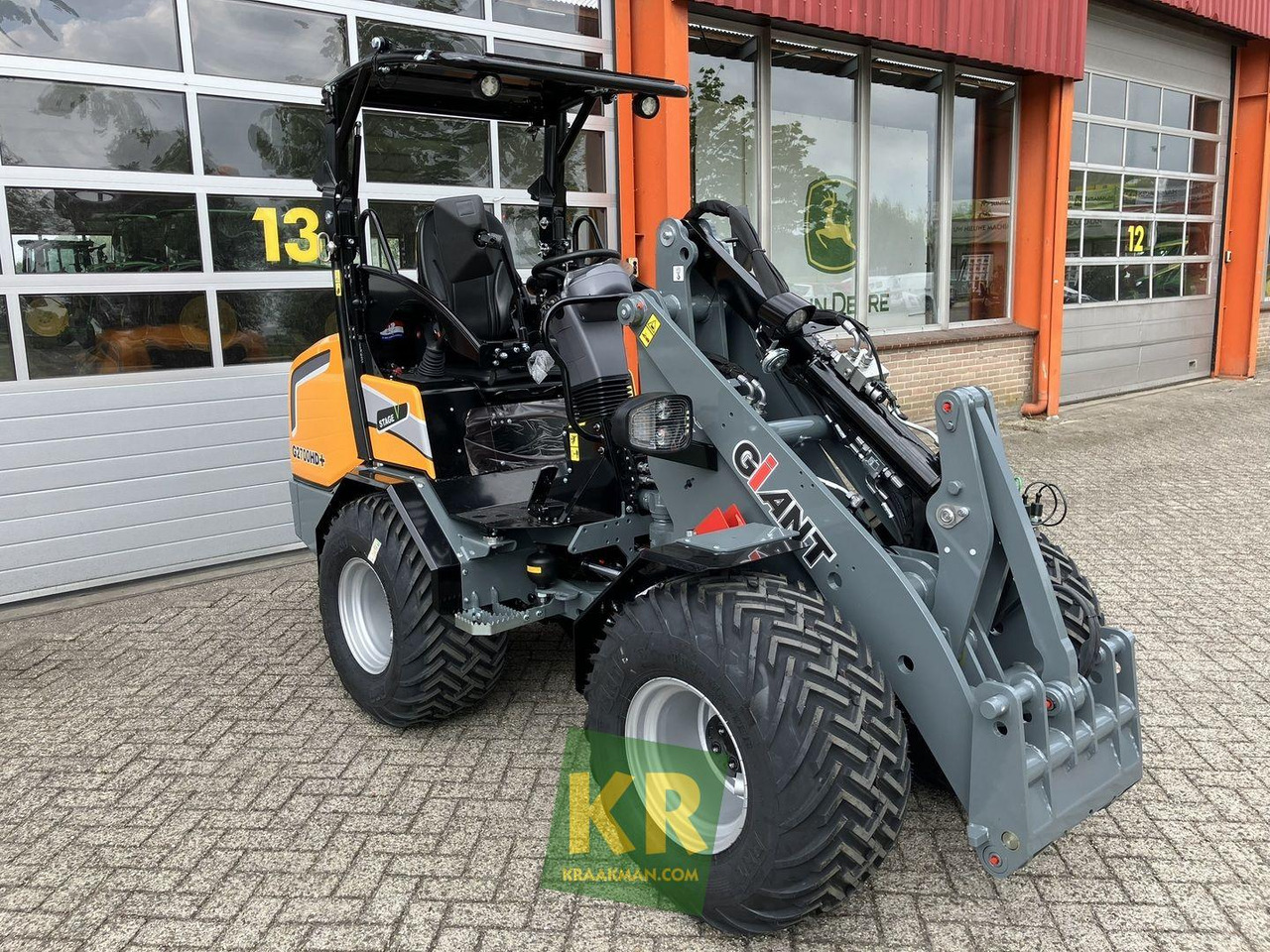 G2700 HD Giant  - لودر مفصلي صغير: صور 2 G2700 HD Giant  - لودر مفصلي صغير: صور 2