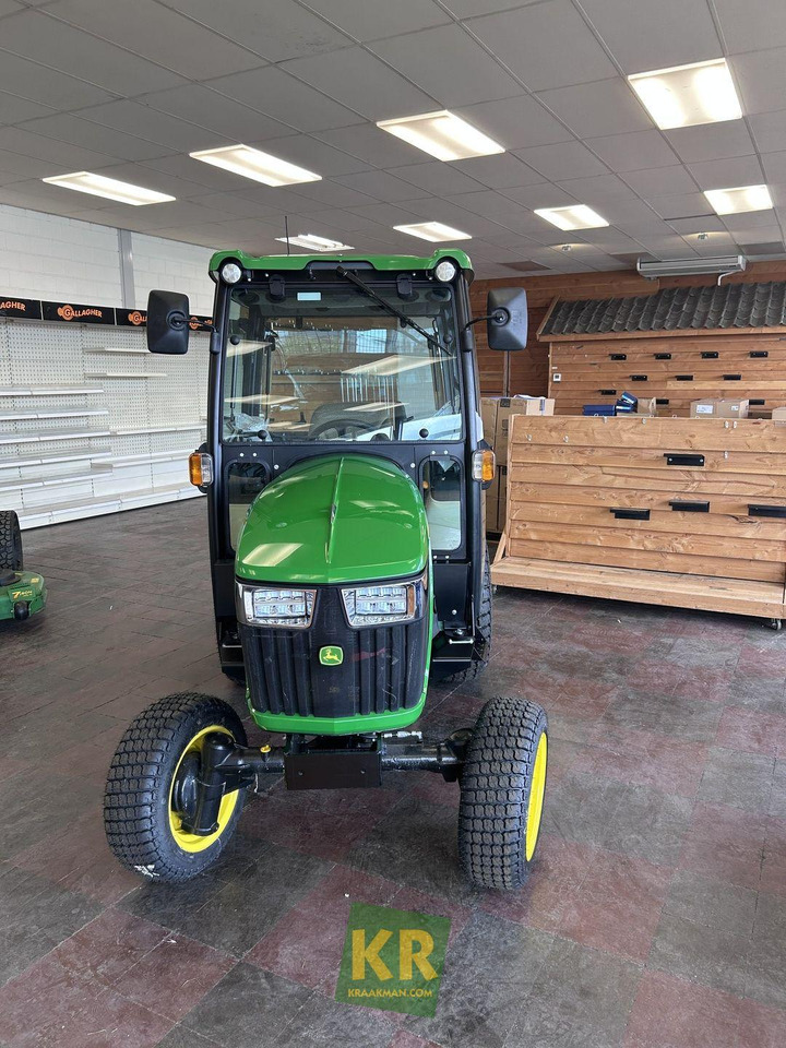 John Deere 2032R - جرار صغير: صور 2 John Deere 2032R - جرار صغير: صور 2