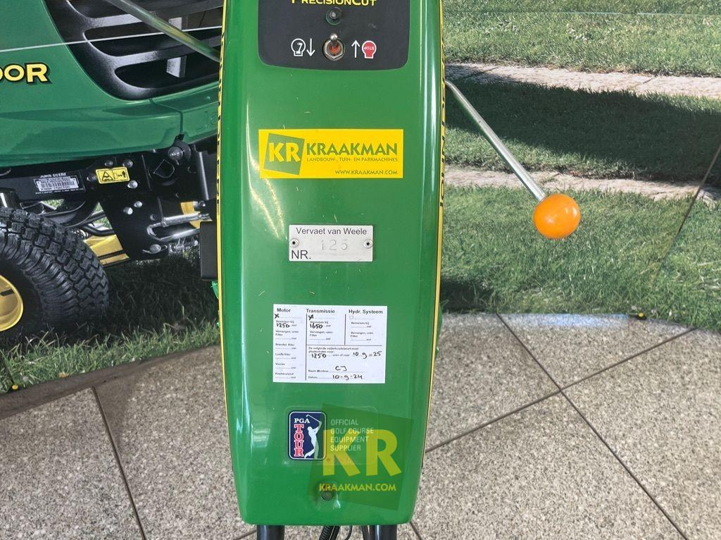 John Deere 260SL Precision Cut Greenmaaier - جزازة المروج: صور 2 John Deere 260SL Precision Cut Greenmaaier - جزازة المروج: صور 2