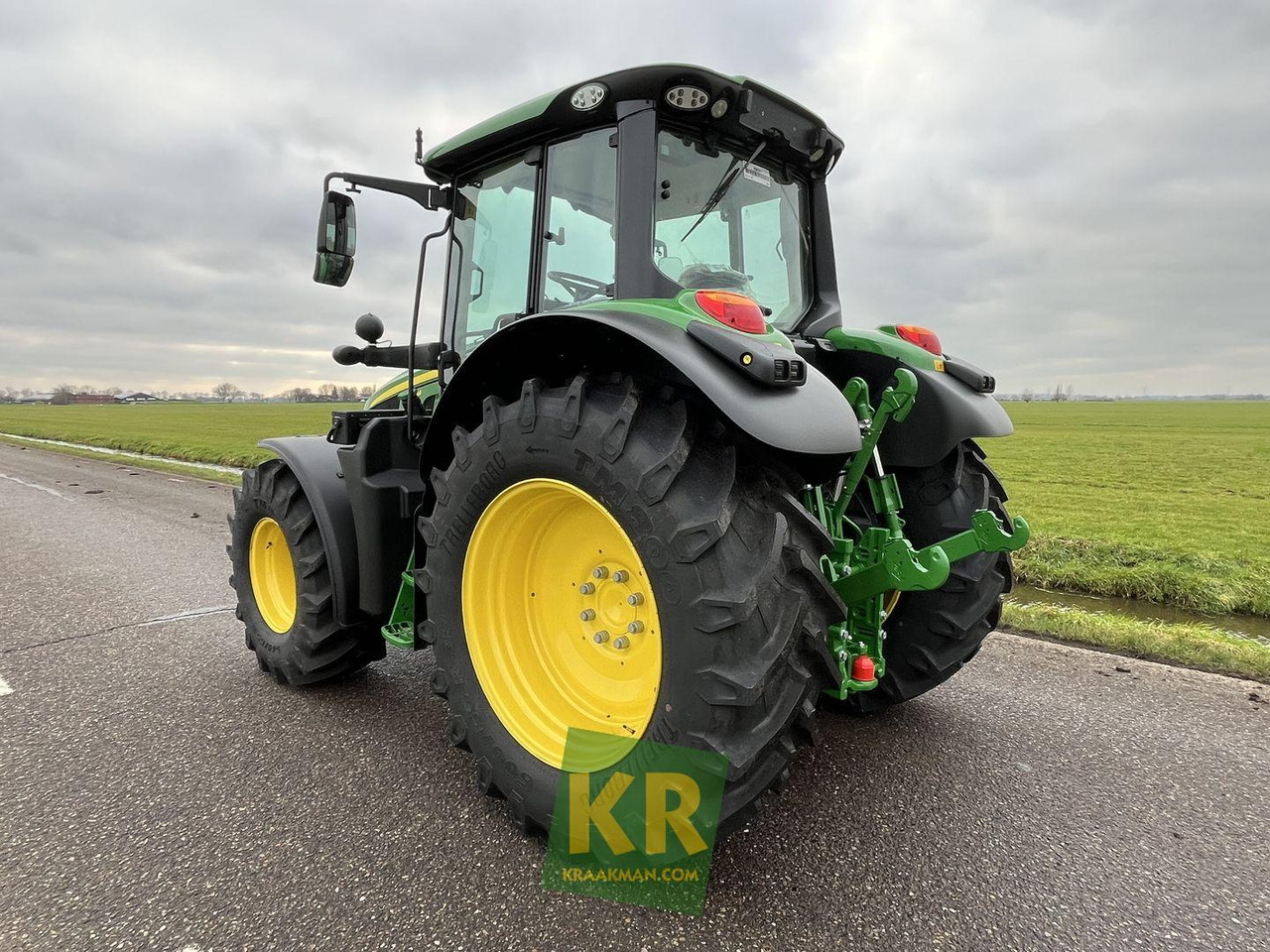 John Deere 6120M - جرار: صور 3 John Deere 6120M - جرار: صور 3