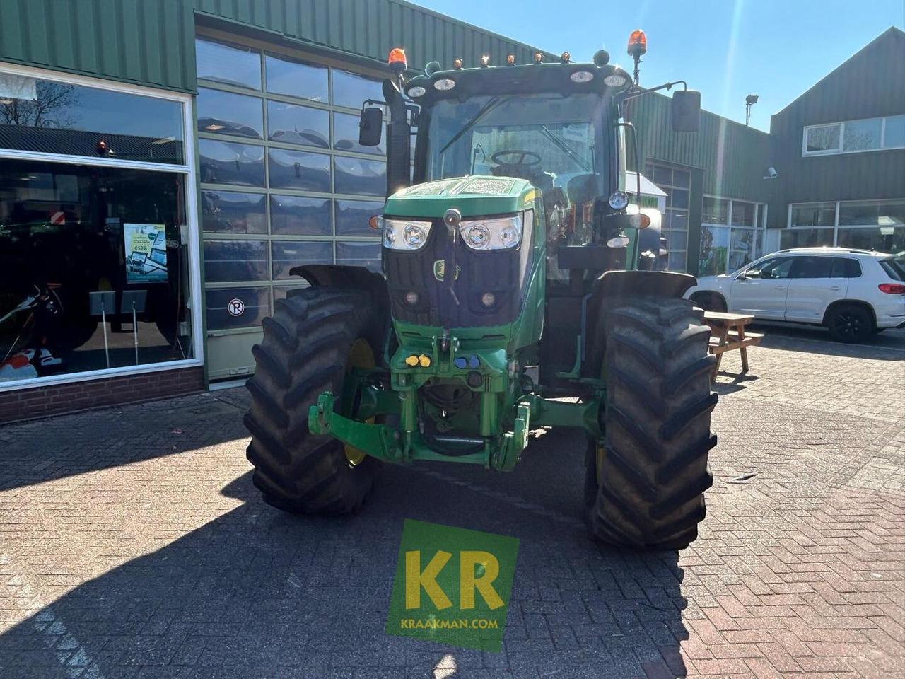 John Deere 6150R - جرار: صور 2 John Deere 6150R - جرار: صور 2