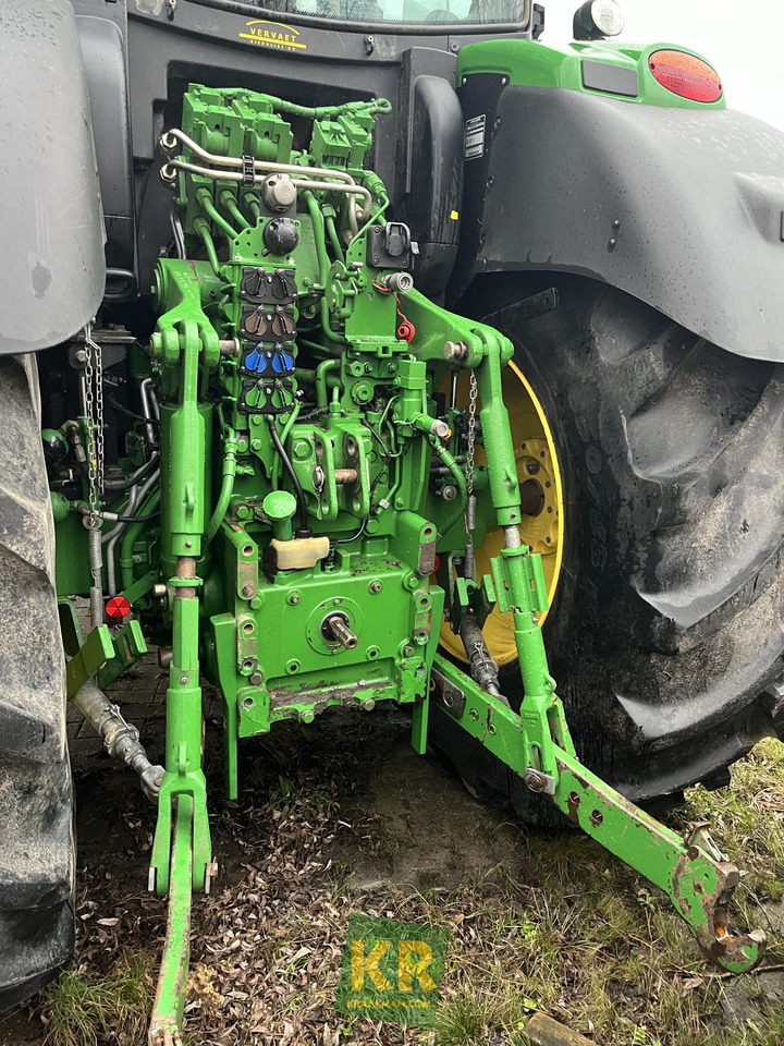 John Deere 6215R - جرار: صور 4 John Deere 6215R - جرار: صور 4