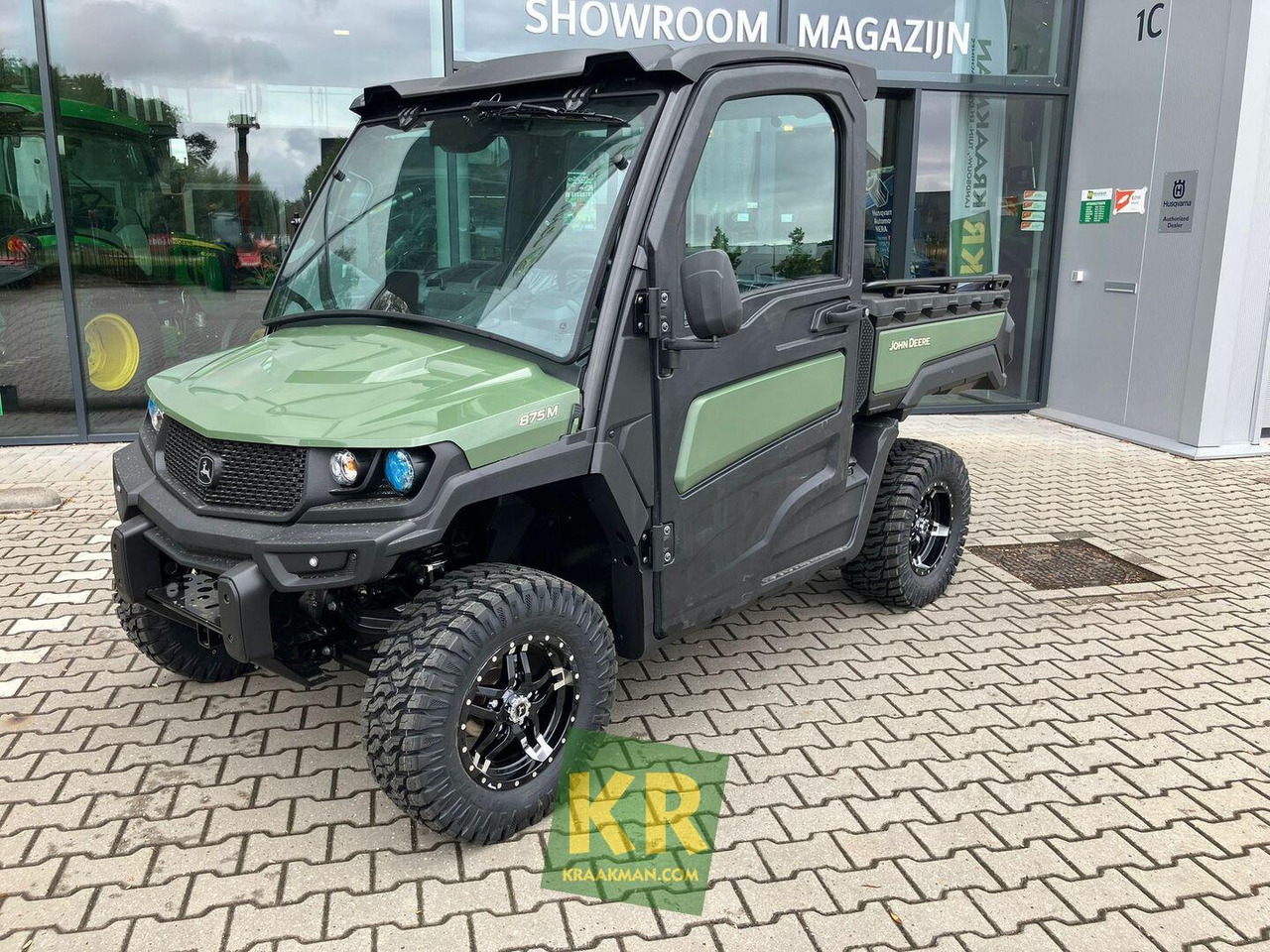 John Deere XUV875M - اتفس: صور 1 John Deere XUV875M - اتفس: صور 1