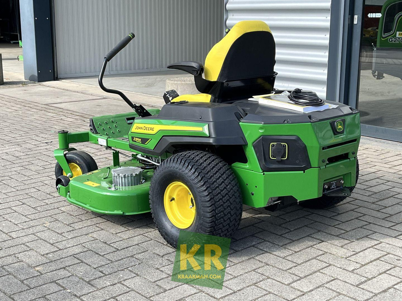 John Deere Z370R ELECTRIC - جزازة المروج: صور 1 John Deere Z370R ELECTRIC - جزازة المروج: صور 1