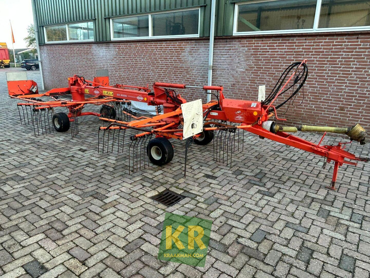 Kuhn GA 6000  - لمّامَة القش: صور 1 Kuhn GA 6000  - لمّامَة القش: صور 1