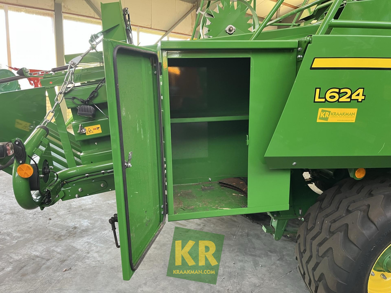 L624 John Deere - مكبس البالات المستطيله: صور 4 L624 John Deere - مكبس البالات المستطيله: صور 4