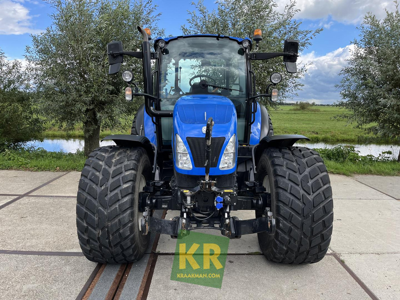 New Holland T5.95 - جرار: صور 4 New Holland T5.95 - جرار: صور 4