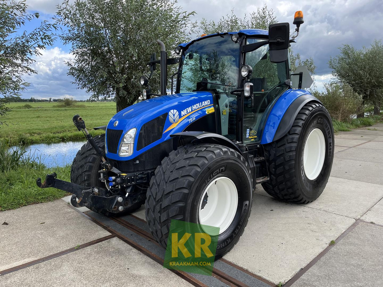 New Holland T5.95 - جرار: صور 1 New Holland T5.95 - جرار: صور 1