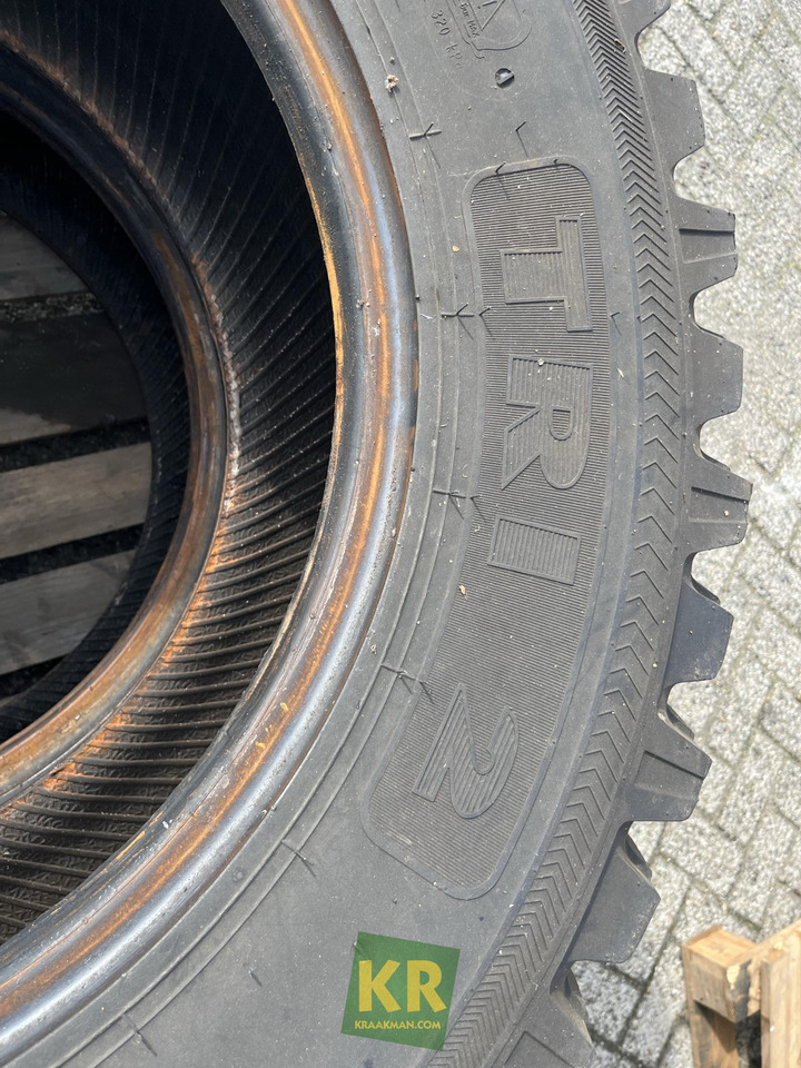 Nokian 360/80R24 Tri 2 Onbekend merk - الإطارات - الآلات والماكينات الزراعية: صور 5 Nokian 360/80R24 Tri 2 Onbekend merk - الإطارات - الآلات والماكينات الزراعية: صور 5