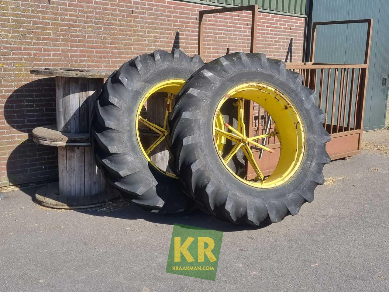 Overige banden Overige  - الإطارات: صور 1 Overige banden Overige  - الإطارات: صور 1