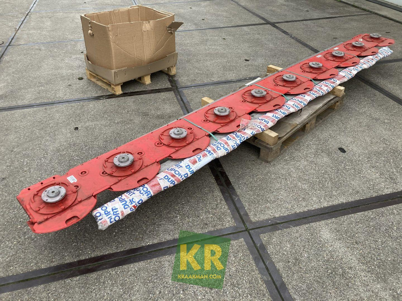 Pottinger Maaibalk Novacat 442 + S12  - جزازة: صور 3 Pottinger Maaibalk Novacat 442 + S12  - جزازة: صور 3
