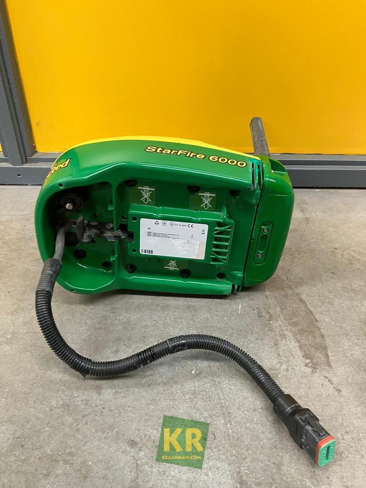 Starfire 6000 ontvanger John Deere - نظم الملاحة - الآلات والماكينات الزراعية: صور 4 Starfire 6000 ontvanger John Deere - نظم الملاحة - الآلات والماكينات الزراعية: صور 4
